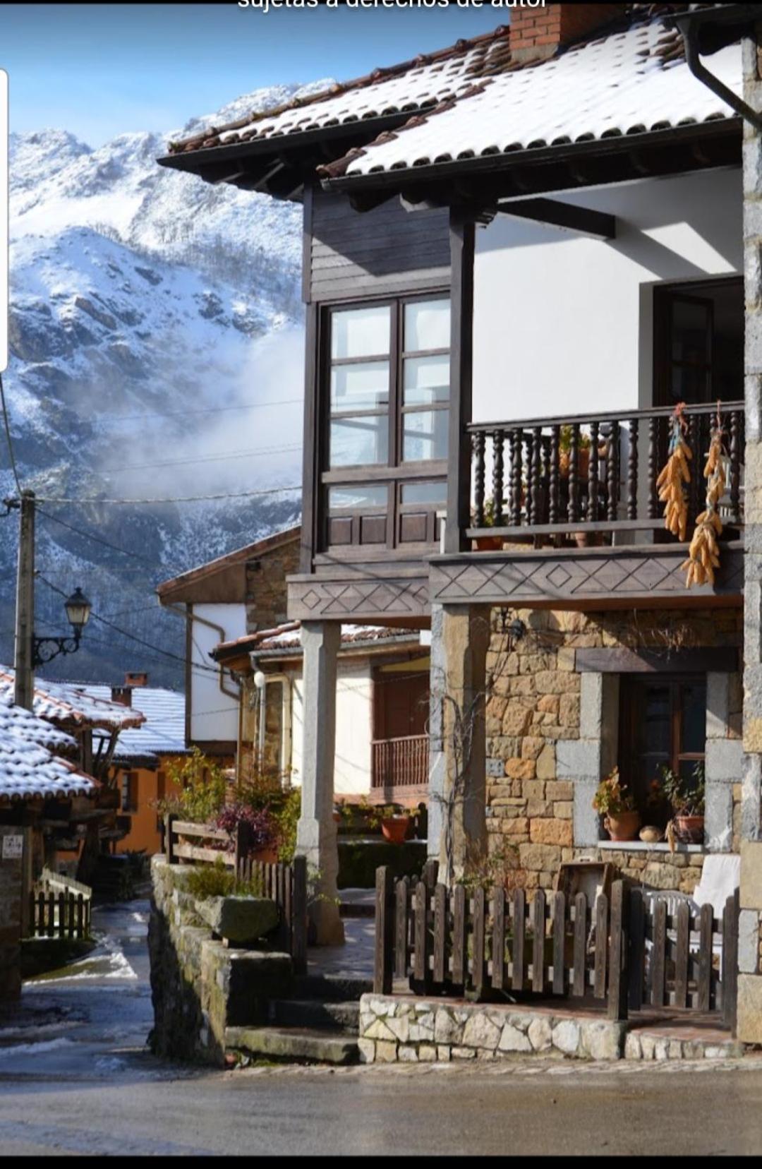 Apartamentos Rurales El Collain De Campiellos Bagian luar foto
