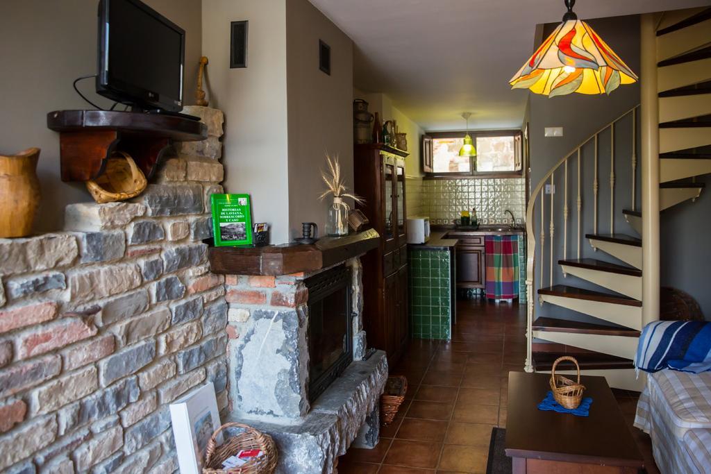 Apartamentos Rurales El Collain De Campiellos Bagian luar foto